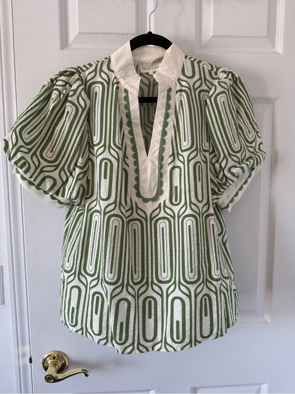 entro White Tunic with Green Geometric Print